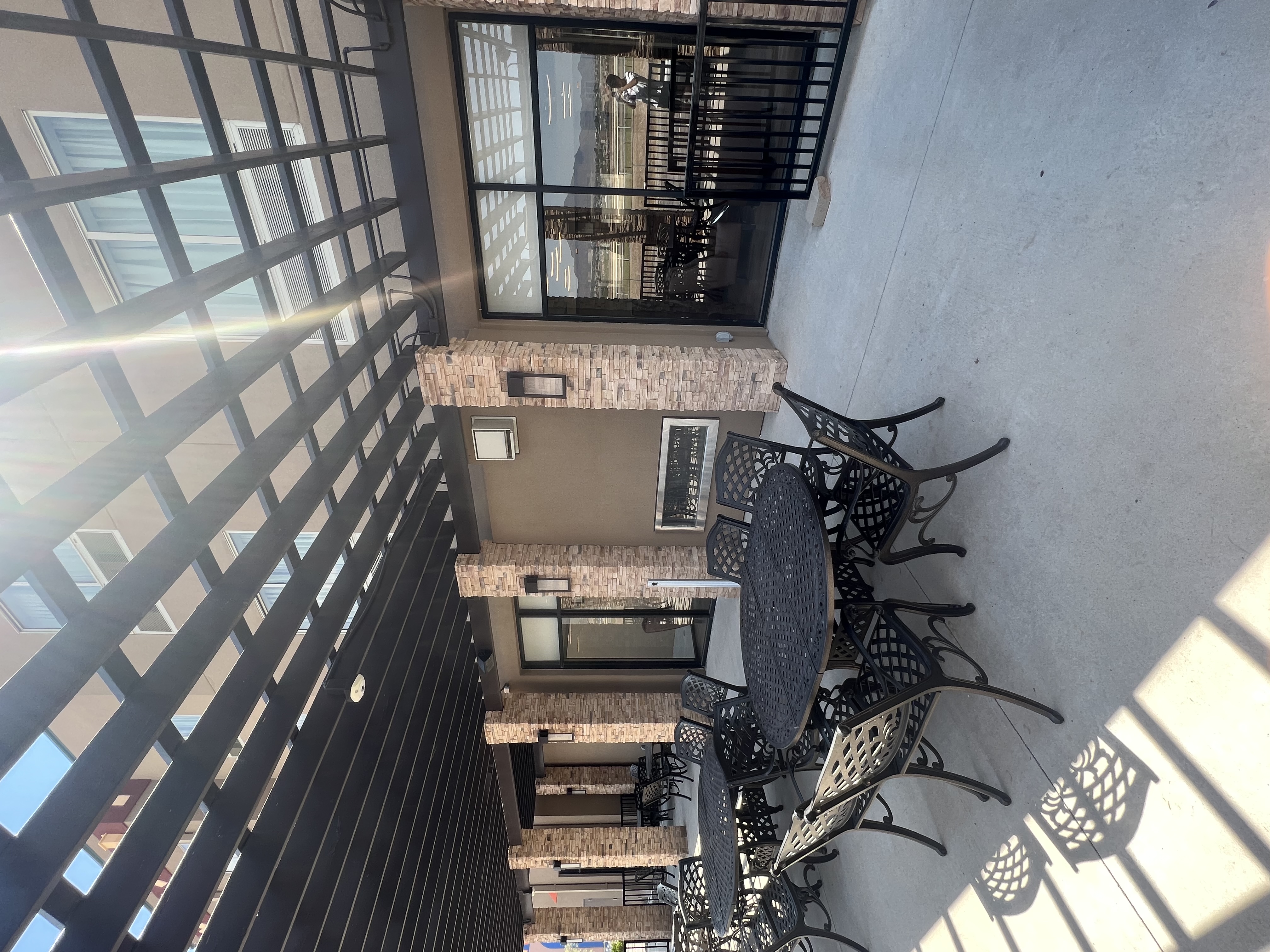 Mayer’s Glass hero 4